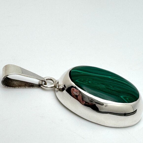 Taxco .925 Sterling Silver & Malachite Oval Pendant Vintage Gift - Picture 5 of 8
